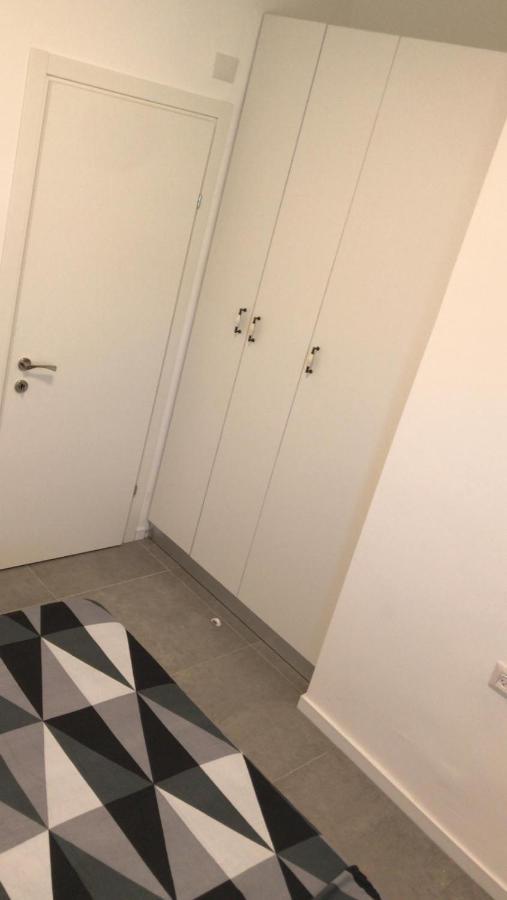 Isramax Low-Cost Apartment Near The Sea. Bat Yam Buitenkant foto