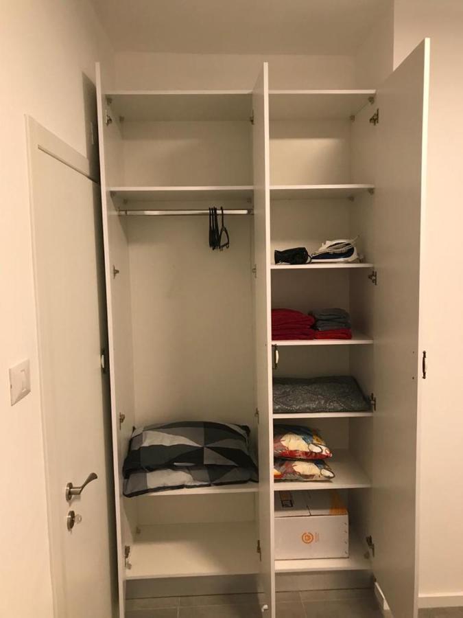 Isramax Low-Cost Apartment Near The Sea. Bat Yam Buitenkant foto